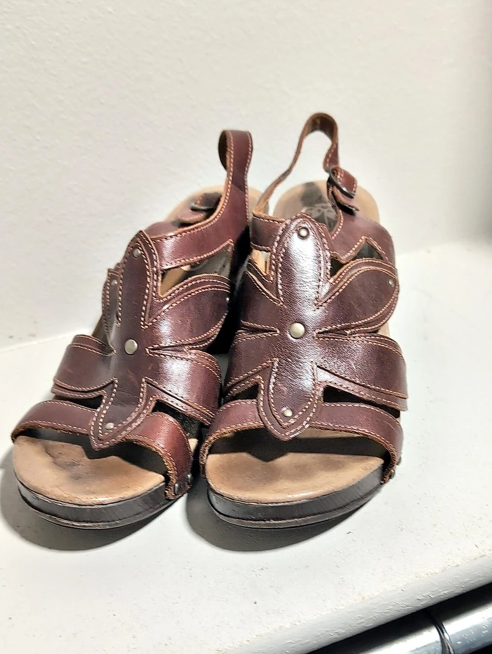 Dansko Season Sandal Women's Brown Strappy Wedge Sandals